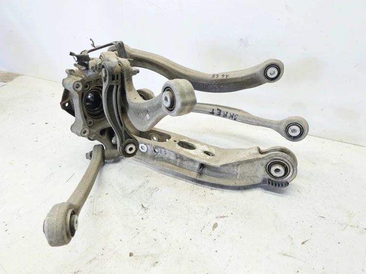 WAHACZE ZWROTNICA PRAWY TYŁ AUDI A6 C8 A7 80A505460B 4K0505432C