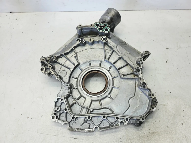 OBUDOWA ROZRZĄDU TYŁ AUDI A6 C7 A7 A8 D4 3.0 TFSI 06E103173CC