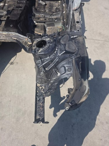 ĆWIARTKA PODŁUŻNICA FARTUCH LEWY PRZÓD AUDI A6 C8 ORYGINAŁ !!!