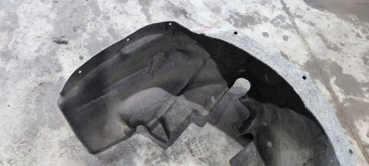 NADKOLE PRAWY TYŁ AUDI A3 8V 8V0810172A ORYGINAŁ