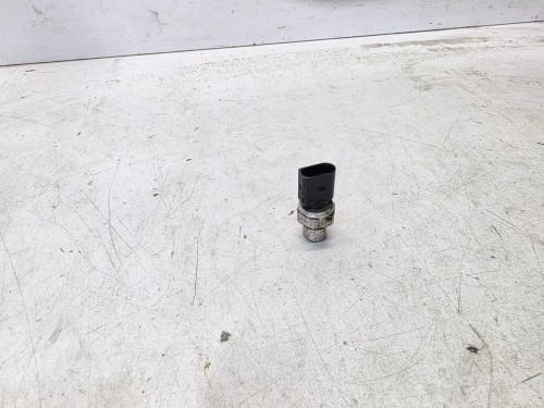 CZUJNIK CIŚNIENIA KLIMATYZACJI AUDI VW SEAT SKODA 5Q0959126B