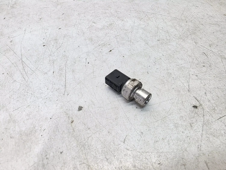CZUJNIK CIŚNIENIA KLIMATYZACJI AUDI VW SEAT SKODA 5Q0959126B