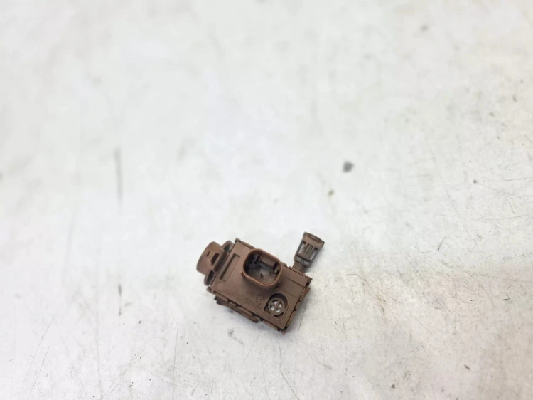 CZUJNIK JAKOŚCI POWIETRZA AUDI A6 A7 A8 4H0907658C
