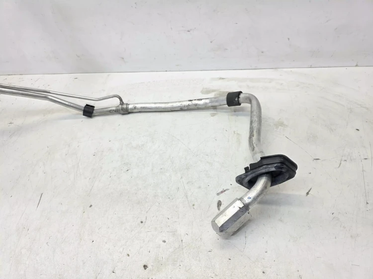 PRZEWÓD WĄŻ KLIMATYZACJI AUDI A4 B9 A5 8W0816738Q