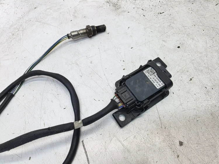 CZUJNIK TEMPERATURY NOX SONDA AUDI A5 8W A4 B9 8W0907807R