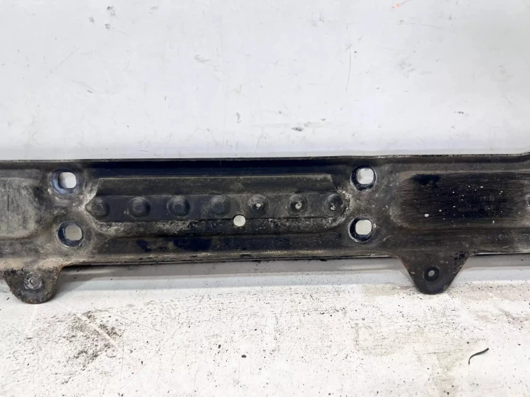 WZMOCNIENIE POPRZECZNE ŚRODEK AUDI A6 C8 4K0803145