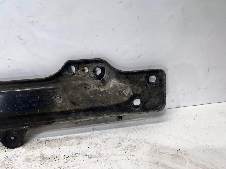WZMOCNIENIE POPRZECZNE ŚRODEK AUDI A6 C8 4K0803145