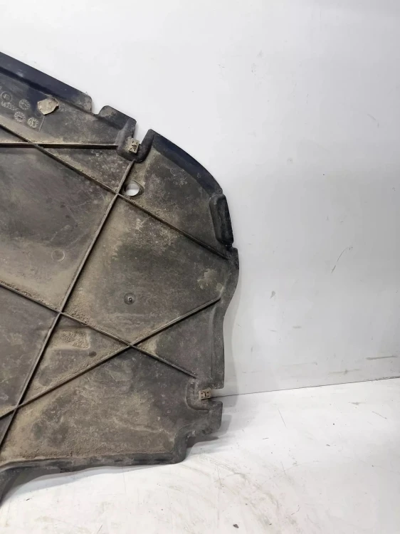 OSŁONA PODWOZIA TYLNA AUDI A6 C8 4K0825219F 111/26