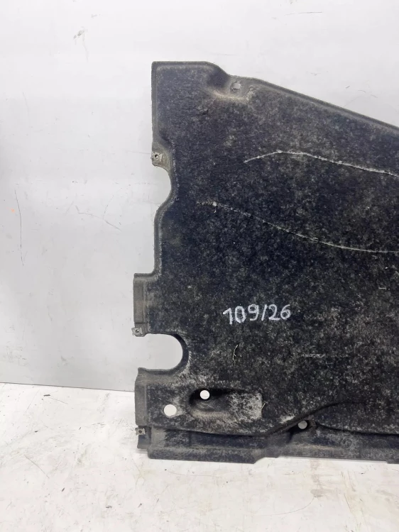 OSŁONA PODWOZIA PRAWY TYŁ AUDI A6 C8 4K0825216H 109/26
