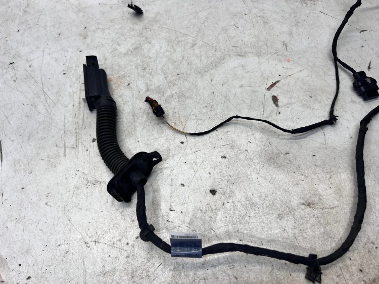 WIĄZKA DRZWI PRAWY PRZÓD AUDI A4 B9 8W0971030CH