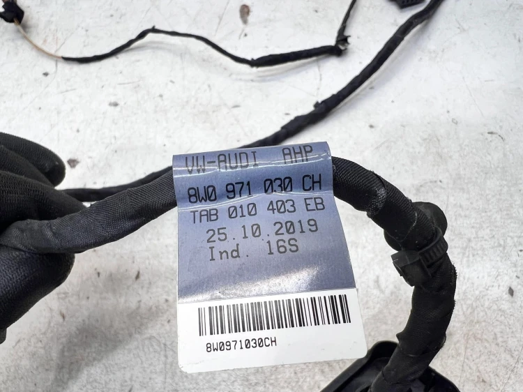WIĄZKA DRZWI PRAWY PRZÓD AUDI A4 B9 8W0971030CH