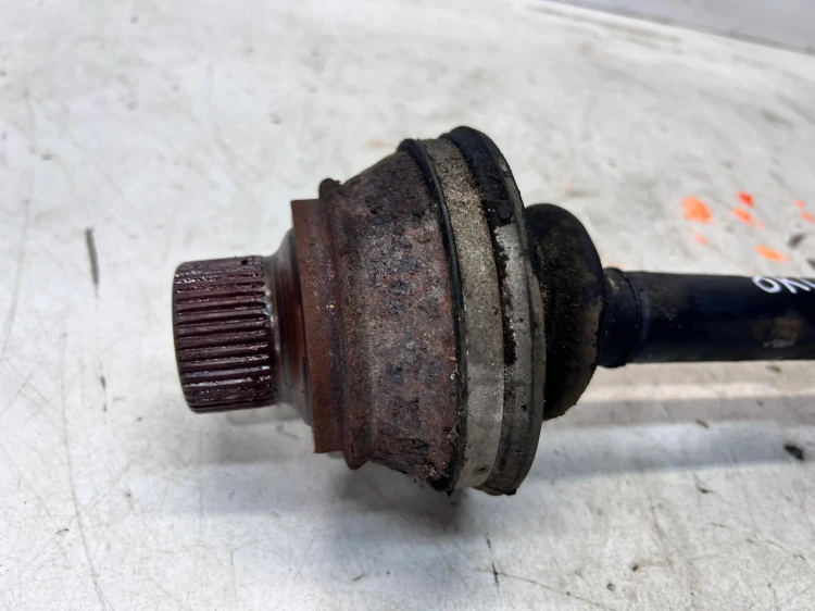 PÓŁOŚ PRAWY TYŁ AUDI A4 B8 A5 8T 8K0501204L