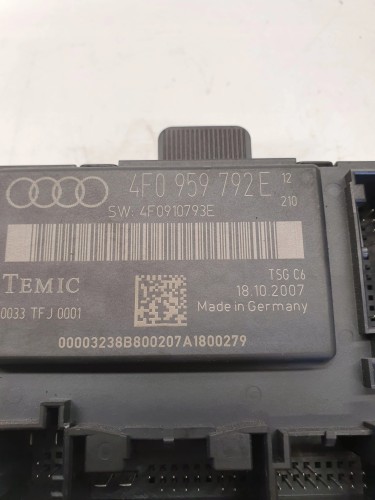 MODUŁ STEROWNIK DRZWI AUDI A6 C6 Q7 4L 4F0959792E