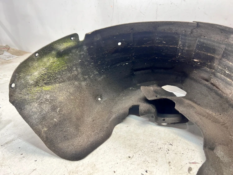 NADKOLE PRAWY TYŁ MATERIAŁOWE AUDI A5 8T 8T0810172 18/26