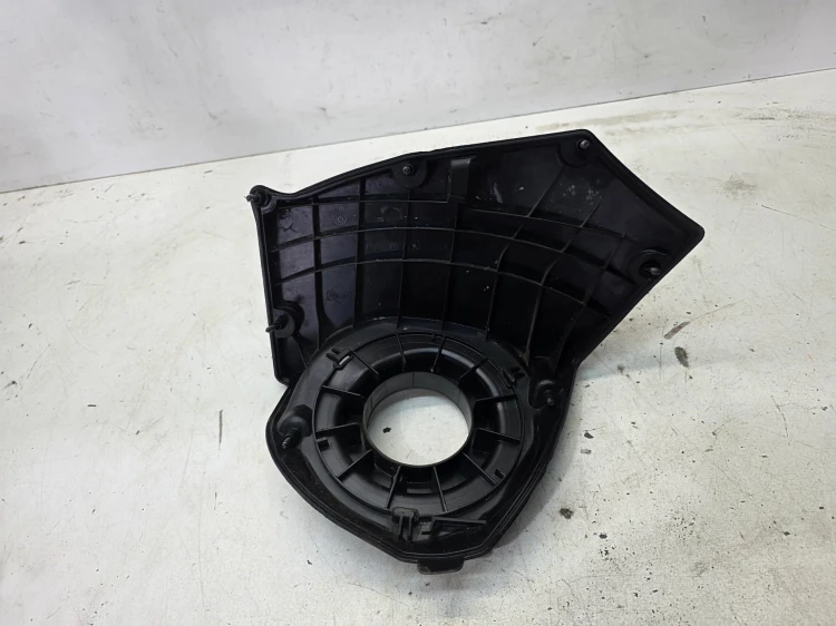 GÓRNA CZĘŚĆ OBUDOWY FILTRA POWIETRZA AUDI A4 B9 A5 8W 2.0 TDI 8W0133837P