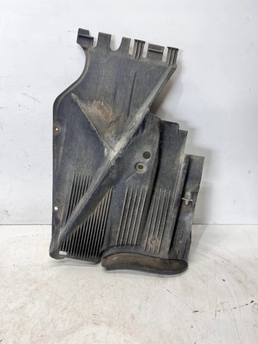 OSŁONA PODWOZIA AUDI A5 8T CABRIO LEWY TYŁ 8F0825215B 118/26
