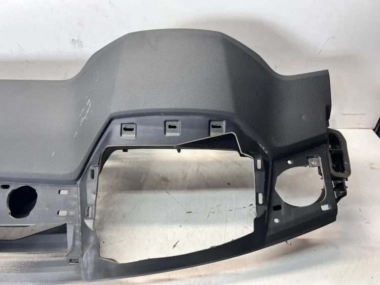 DESKA KOKPIT KONSOLA AUDI A6 C8 4K1857001A