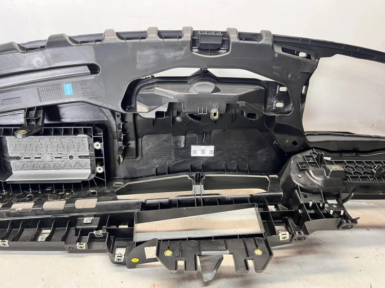 DESKA KOKPIT KONSOLA AUDI A6 C8 4K1857001A