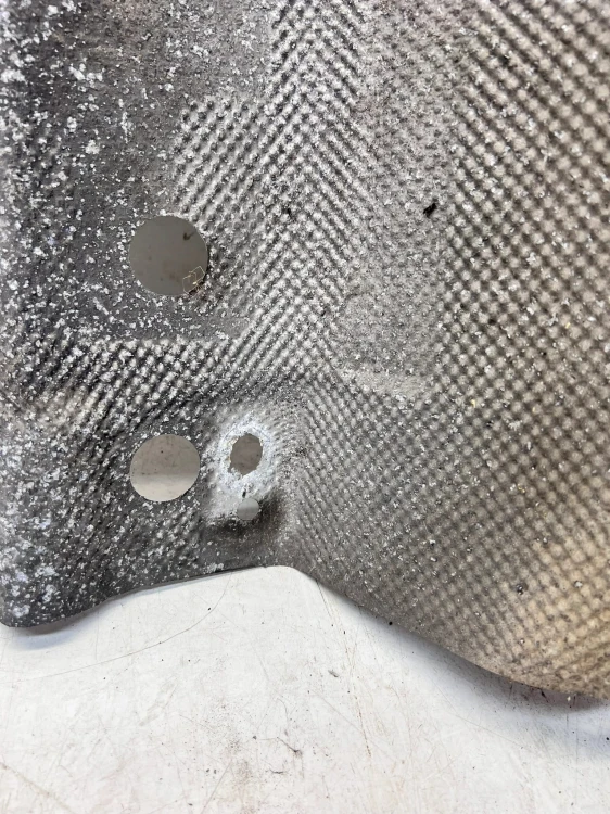 OSŁONA TERMICZNA TŁUMIKA PRAWA AUDI A5 8T CABRIO 8F0804172 1/26