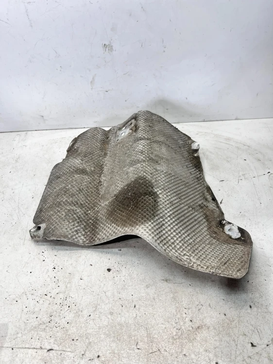 OSŁONA TERMICZNA PRAWA AUDI A6 C7 A7 4G0804172A 2/26