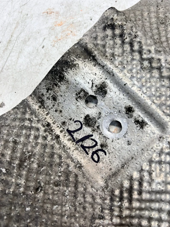 OSŁONA TERMICZNA PRAWA AUDI A6 C7 A7 4G0804172A 2/26