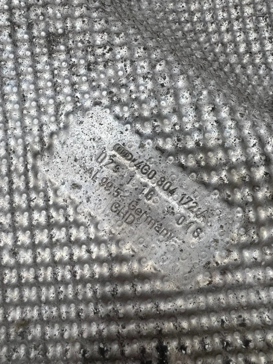 OSŁONA TERMICZNA PRAWA AUDI A6 C7 A7 4G0804172A 2/26
