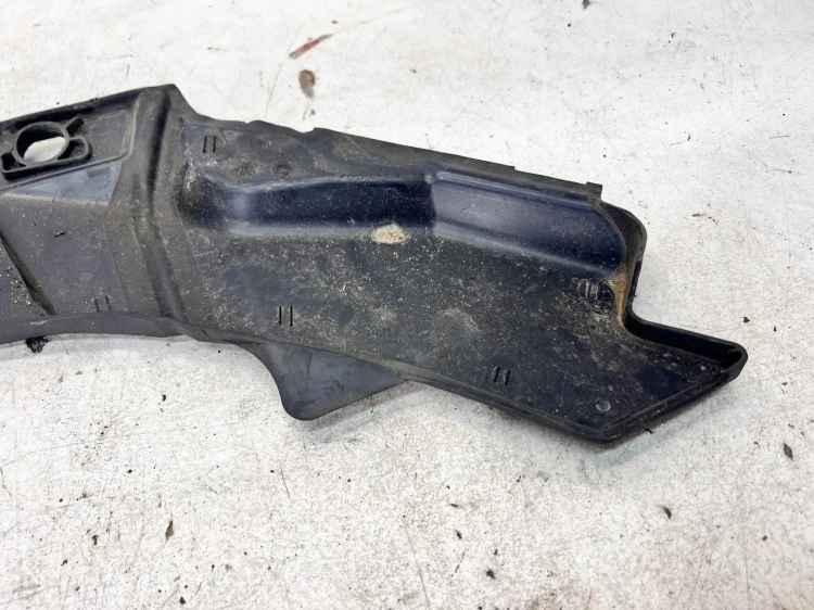 LISTWA GÓRNA REFLEKTORA PRAWY PRZÓD AUDI A4 B9 8W0805286A