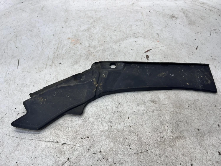 LISTWA GÓRNA REFLEKTORA PRAWY PRZÓD AUDI A4 B9 8W0805286A