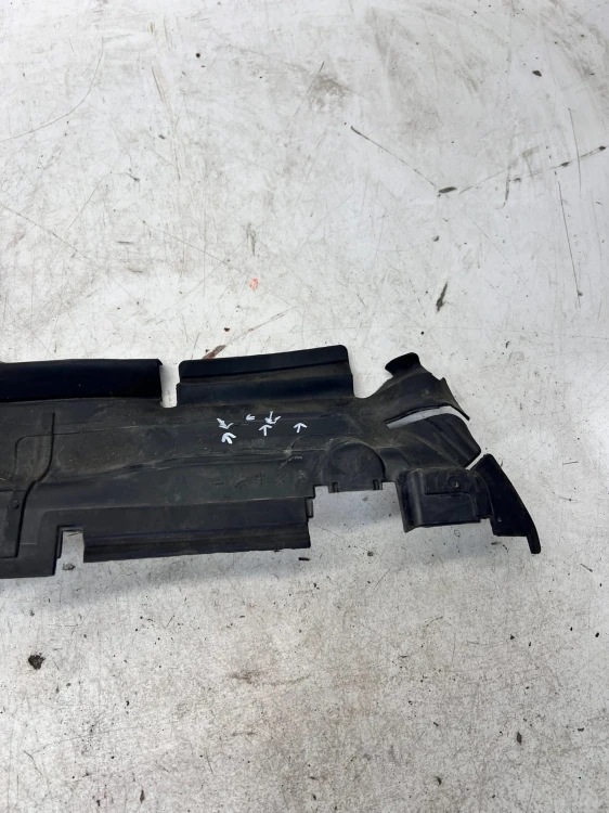 KIEROWNICA POWIETRZA Z PASA PRZEDNIEGO LEWA AUDI A4 B9 A5 8W 8W0121283BS
