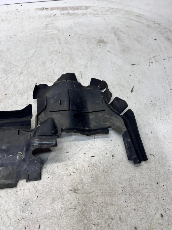 KIEROWNICA POWIETRZA Z PASA PRZEDNIEGO LEWA AUDI A4 B9 A5 8W 8W0121283BS