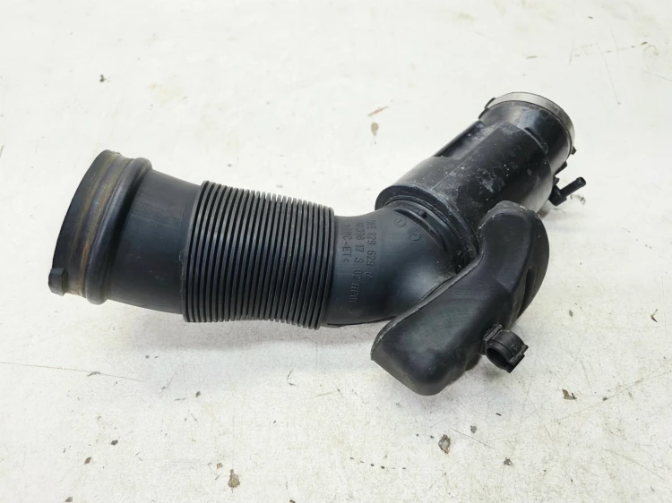WLOT DOLOT POWIETRZA AUDI A4 S4 B8 A5 S5 8T 3.0 TFSI 06E129629Q