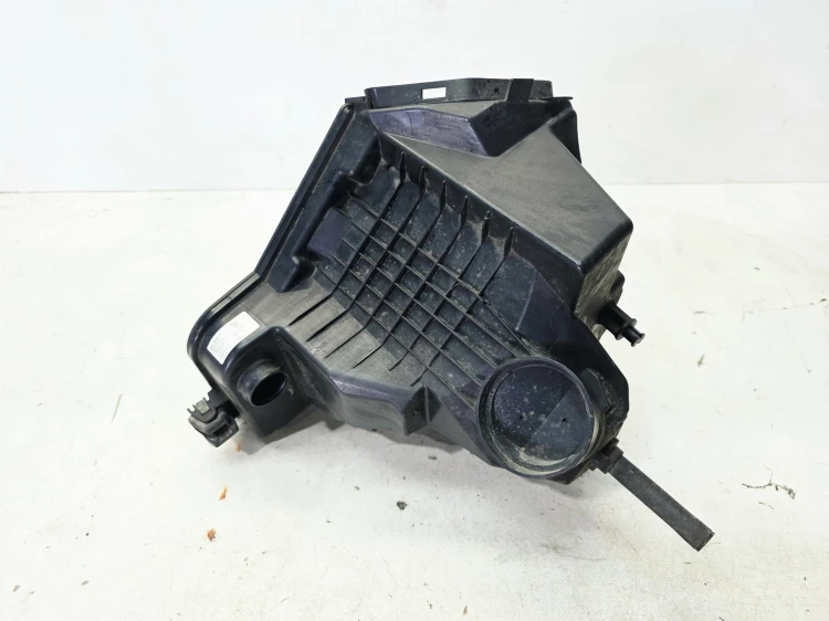 OBUDOWA FILTRA POWIETRZA AUDI A4 S4 B8 A5 S5 8T 2.0 3.0 TFSI 8K0133837P