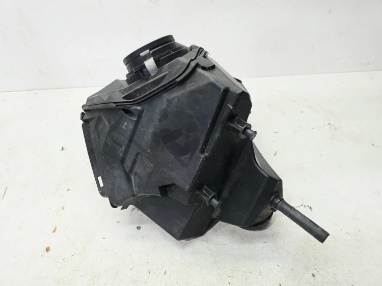 OBUDOWA FILTRA POWIETRZA AUDI A4 S4 B8 A5 S5 8T 2.0 3.0 TFSI 8K0133837P