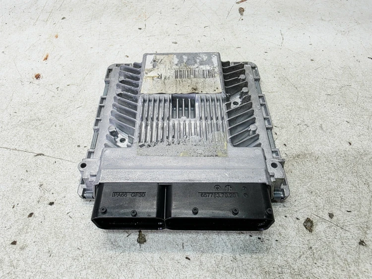 KOMPUTER STEROWNIK SILNIKA AUDI A4 S4 B8 A5 S5 8T 3.0 TFSI 8K0907551