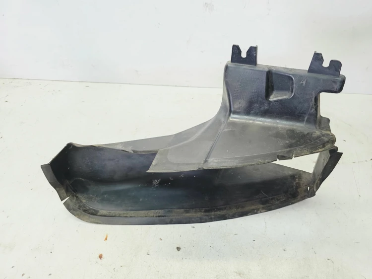 KIEROWNICA POWIETRZA LEWA AUDI A5 S5 8F CABRIO 3.0 TFSI 8F0121333A