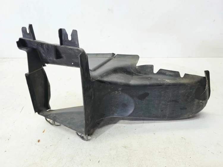 KIEROWNICA POWIETRZA LEWA AUDI A5 S5 8F CABRIO 3.0 TFSI 8F0121333A