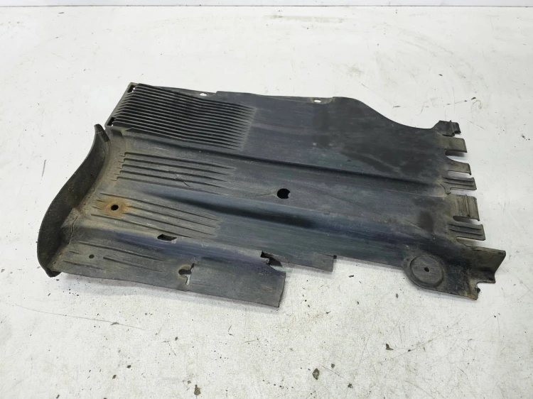 OSŁONA PODWOZIA LEWY TYŁ AUDI A5 8T 8T0825215D 117/26