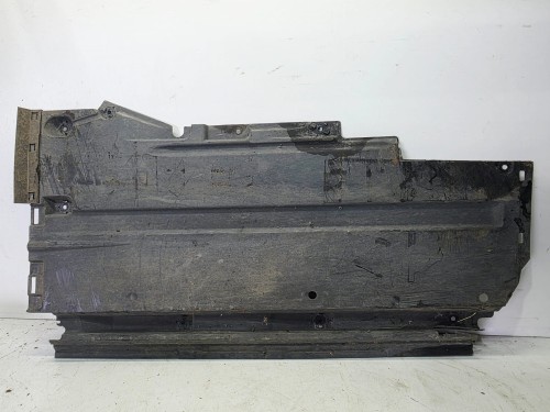 OSŁONA PODWOZIA LEWA DUŻA AUDI A5 8F CABRIO 8F0825207 113/26