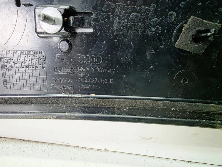 LOTKA SPOILER KLAPY TYŁ AUDI A6 C7 AVANT KOMBI 4G9827933E LY9C