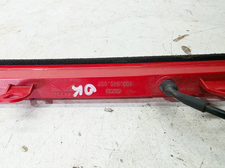 TRZECIE ŚWIATŁO STOP AUDI A6 C7 AVANT KOMBI 4G9945097