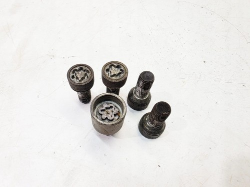 ŚRUBA ŚRUBY ZABEZPIECZAJĄCE AUDI VOLKSWAGEN SEAT SKODA WZÓR S