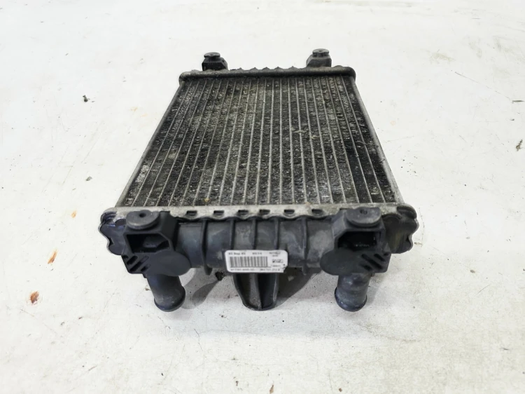 DODATKOWA CHŁODNICA PŁYNU WODY AUDI A4 S4 B8 A5 S5 8T 3.0 TFSI 8K0121212B