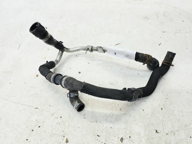 WĄŻ RURKA CIECZY CHŁODZĄCEJ AUDI A4 S4 B8 A5 S5 8T 3.0 TFSI 8K0121036F