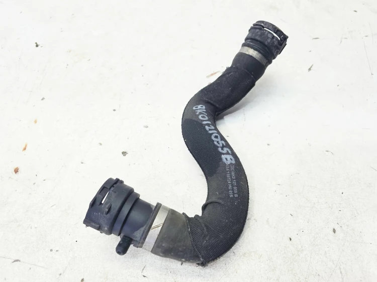 WĄŻ RURKA CIECZY CHŁODZĄCEJ AUDI A4 S4 B8 A5 S5 8T 3.0 TFSI 8K0121055B