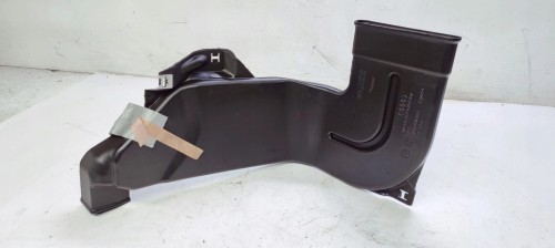 KANAŁ POWIETRZNY TUNEL LEWY AUDI A6 C8 4K0819805