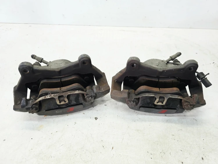 ZACISK HAMULCOWY LEWY + PRAWY PRZÓD AUDI A5 S5 8T 8T0105F 8T0106F 345MM