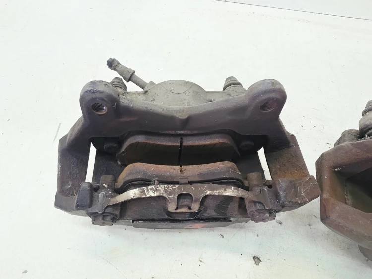 ZACISK HAMULCOWY LEWY + PRAWY PRZÓD AUDI A5 S5 8T 8T0105F 8T0106F 345MM