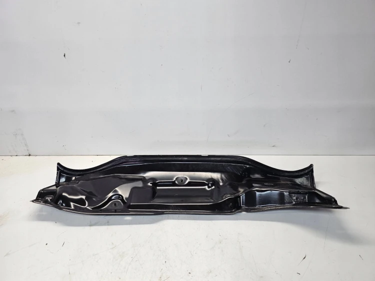PODSZYBIE METALOWE AUDI A1 8X 8X0805275D