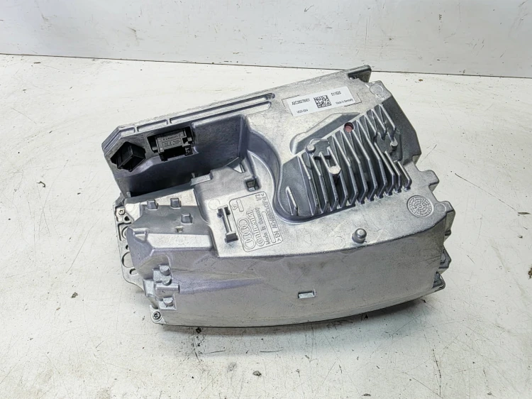 STEROWNIK PROJEKCJI HEAD UP DISPLEY AUDI A6 C8 4K1919617A