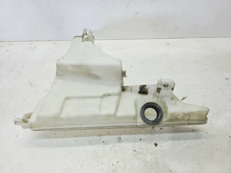 ZBIORNIK PŁYNU DO SPRYSKIWACZY AUDI A6 C8 A7 4K0955451C